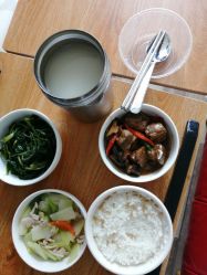 -母仪天下月子中心(光谷店)