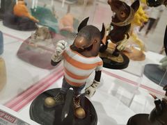 -泡泡玛特POPMART(蓝色港湾店)