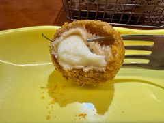 -BHC炸鸡(明洞总店)