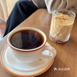 沉静海边复古咖啡店打卡威尔德美式咖啡酒屋