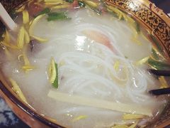 -桥香园云南过桥米线(金马碧鸡店)