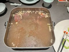 -左庭右院鲜牛肉火锅黑金店(陆家嘴中心店)