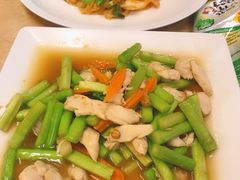 -J Daeng Seafood