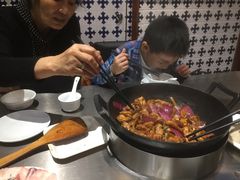 -胡须佬鸡煲四季火锅店(石厦西村直营店)