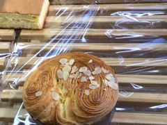 -昆明冠生园·蛋糕·面包(南强街店)