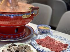-一只羊·铜锅涮羊肉烧烤