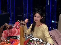 -云顶旋转自助景观餐厅