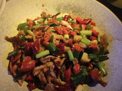 -爱啤精酿·民谣酒馆(滨江店)