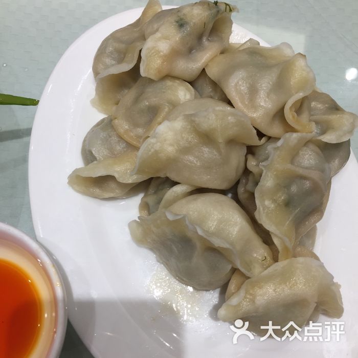 洪记饺子馆