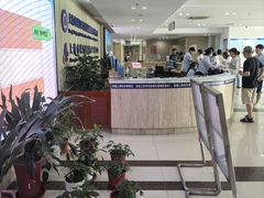 -房地产交易中心-停车场