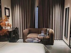 -万泊酒店(长沙五一广场国金中心店)