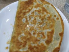 韭菜鸡蛋素合子-绿岛酒楼(小海地店)