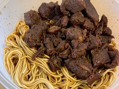 金牌半筋半肉面-旺泉餐饮店·清真牛肉面馆