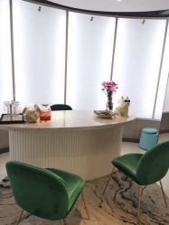 -PE SALON