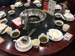 -老来福·非遗酸汤兔(凯旋路店)