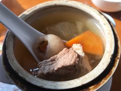 雪梨雪耳炖猪展汤-煲煲掂风味煲仔饭餐厅(西区店)