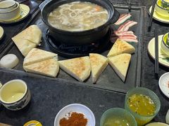 -有一锅·野生菌黑山羊腊排骨火锅(古城北门店)