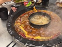 -扎起市井老火锅(乐山总店)