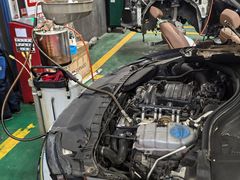 -路路通百辰汽车服务连锁(三合店)