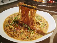 沙蒜烧豆面-新荣记(BFC外滩金融中心店)