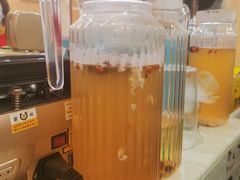 -休记光头香辣蟹干锅(绵竹店)
