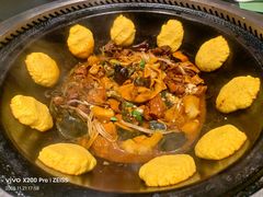 溜达鸡锅-蘸小院铁锅炖·蘸酱菜·东北菜(怀远门店)