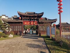 -丝绸小镇荻港古村