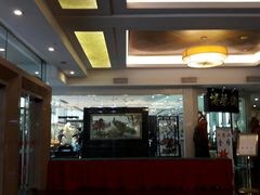 -广东大厦酒店(广州北京路步行街纪念堂地铁站店)