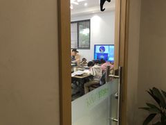 -艺起长大少儿美术教育(丹凤花园校区)