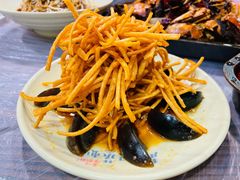 皮蛋拌馓子-靓靓蒸虾·头牌蒸虾(雪松路总店)