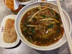 牛腩酸辣笋尖米粉-无名缘米粉(大食代东方广场店)
