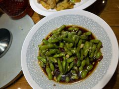 -黄泥岗·地道湖北菜(奥特莱斯店)