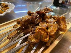 -小河公主秘制烤羊腿(小绿谷店)