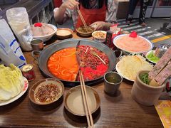 -萍姐火锅·公路夜市(武汉首店)