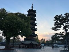 -龙华寺