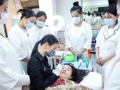 -首脑美容美发化妆美甲培训学校(龙岗校区)