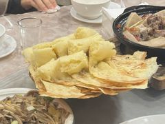 -土砂锅生态山庄·非遗砂锅雅鱼