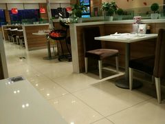 大堂-嘉和一品粥(首经贸店)