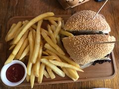 -Geneva日内瓦餐厅(西郊宝成花苑店)