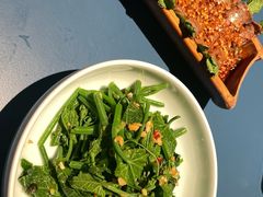-一坐一忘云南菜(嘉里中心店)