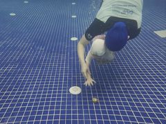 -龙格亲子游泳·水育早教运动中心(绿城店)