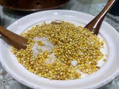 -蜗牛小馆醉乡民谣云南菜(惠新西里店)