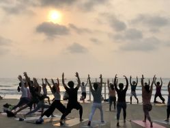 -兴亚瑜伽20年老馆