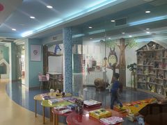 -乐悠游亲子游泳俱乐部