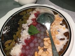 -姚姚酸菜鱼·金戈戈香港豉油鸡(喜荟城联名店)