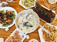 -美顺香食府鱼头老店(雪野湖店)