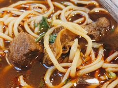 -醉牛腩·面小馆
