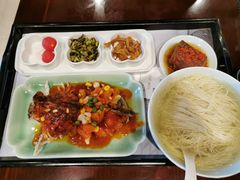 松鼠桂鱼面-苏面坊(苏州托尼洛·兰博基尼书苑酒店)