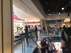 -NIKE品牌体验店(南京东路店)
