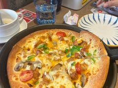 -必胜客(上海华谊新所店)